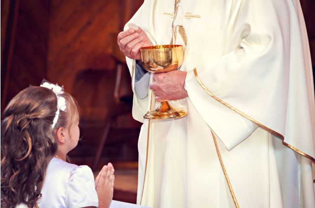 Homélie – Sainte Trinité – Première Communion