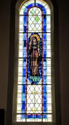 Les saints représentés dans les vitraux de l’église Saint Lambert